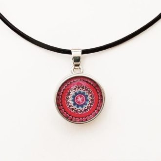 Üveglencse nyaklánc - Mandala piros